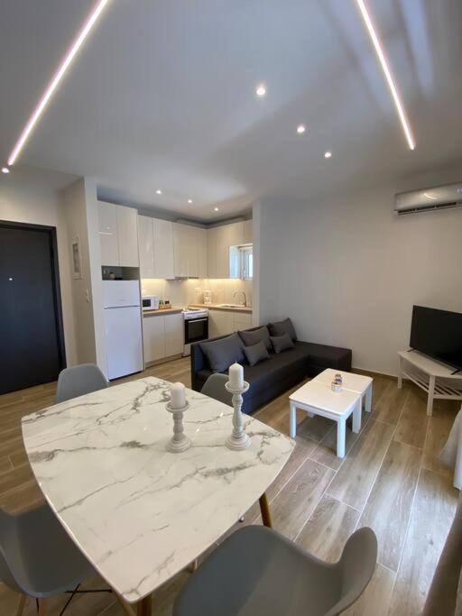 Sea Through Apartment Anavissos Ανάβυσσος Εξωτερικό φωτογραφία
