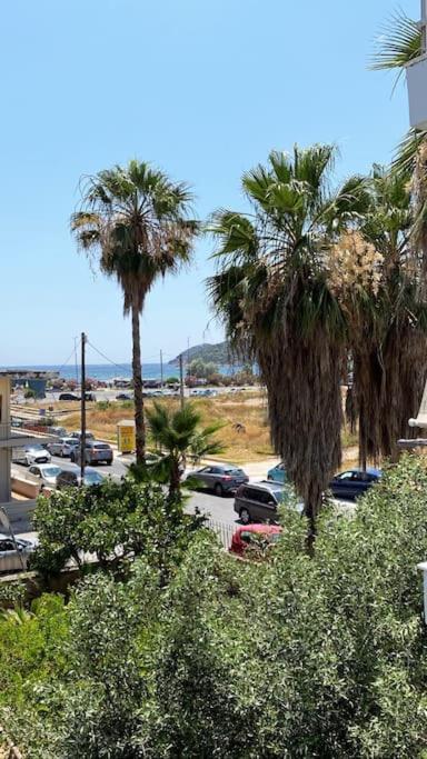 Sea Through Apartment Anavissos Ανάβυσσος Εξωτερικό φωτογραφία