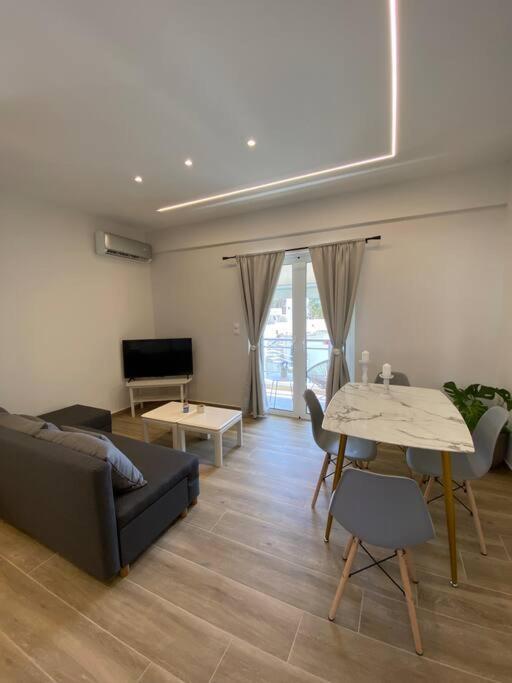 Sea Through Apartment Anavissos Ανάβυσσος Εξωτερικό φωτογραφία